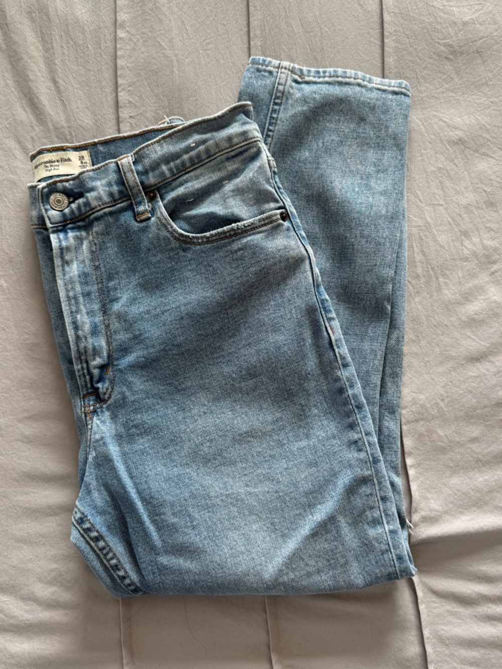 Abercrombie & Fitch Skinny High Rise Jean